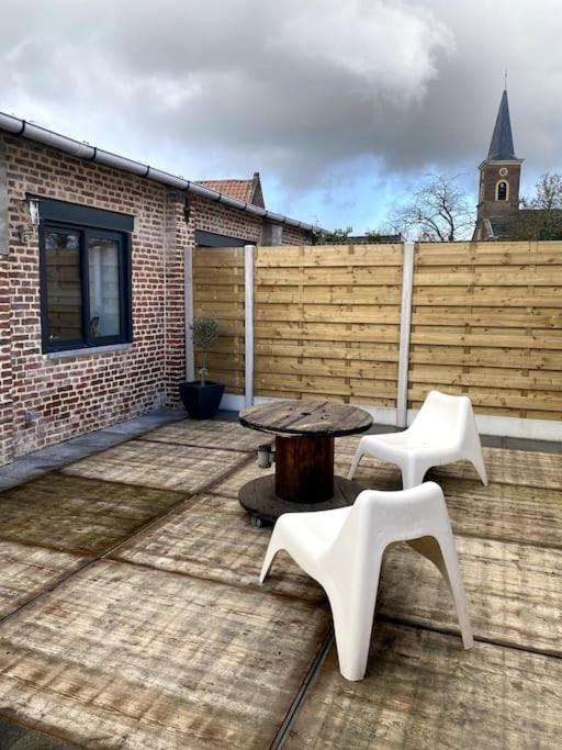 Entre Ville Et Campagne Appartement Cosy Avec Parking Et Terrasse Wood Coutiches Zewnętrze zdjęcie